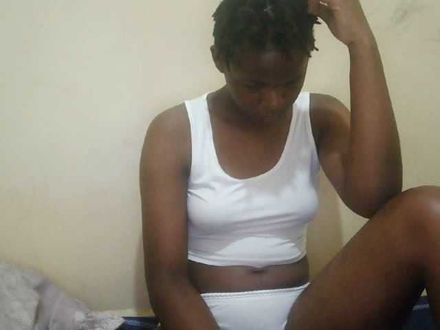 Cute-lizah live cam on BongaCams