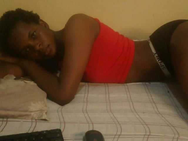 Cute-lizah live cam on BongaCams