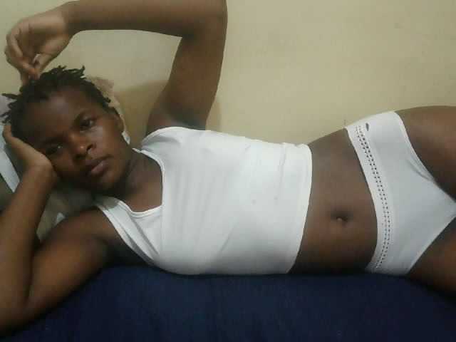 Cute-lizah live cam on BongaCams