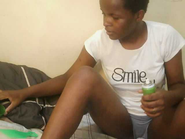 Cute-lizah live cam on BongaCams