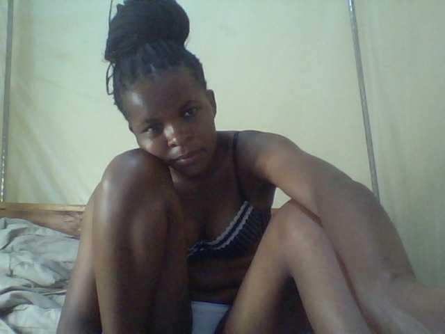Cute-lizah live cam on BongaCams