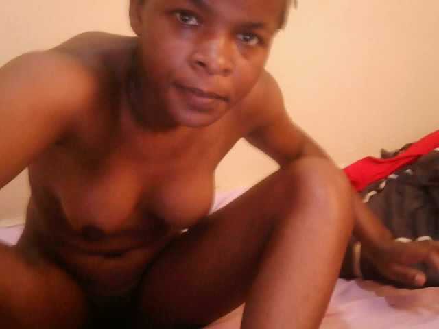 Cute-lizah live cam on BongaCams