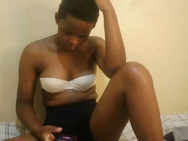 Cute-lizah live cam on BongaCams