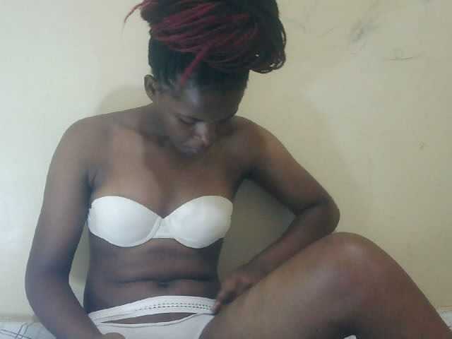 Cute-lizah live cam on BongaCams