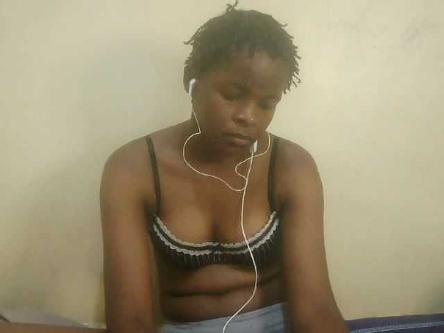 Cute-lizah live cam on BongaCams