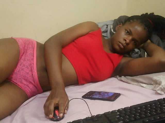 Cute-lizah live cam on BongaCams