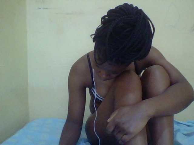 Cute-lizah live cam on BongaCams