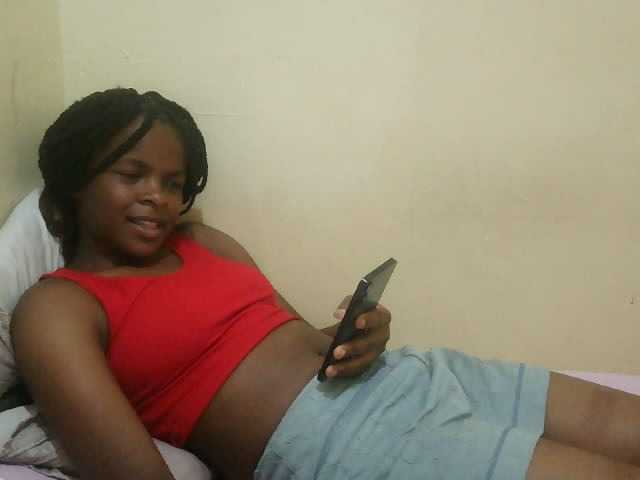 Cute-lizah live cam on BongaCams