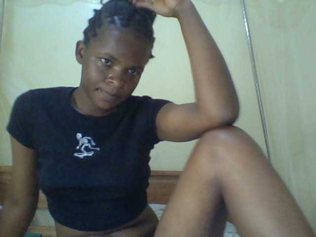 Cute-lizah live cam on BongaCams