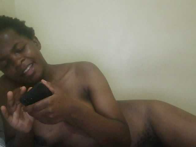 Cute-lizah live cam on BongaCams