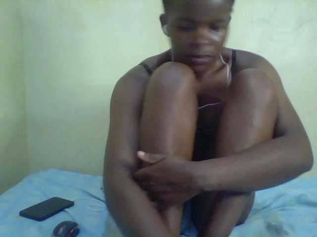 Cute-lizah live cam on BongaCams