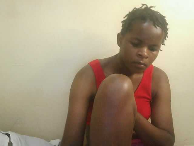 Cute-lizah live cam on BongaCams