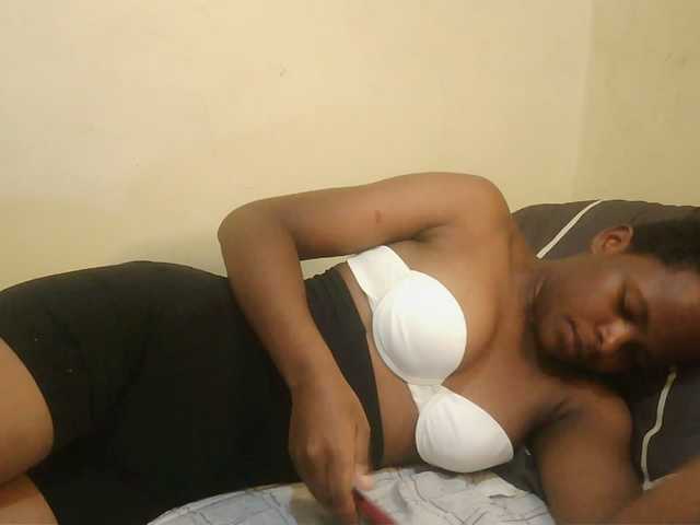 Cute-lizah live cam on BongaCams