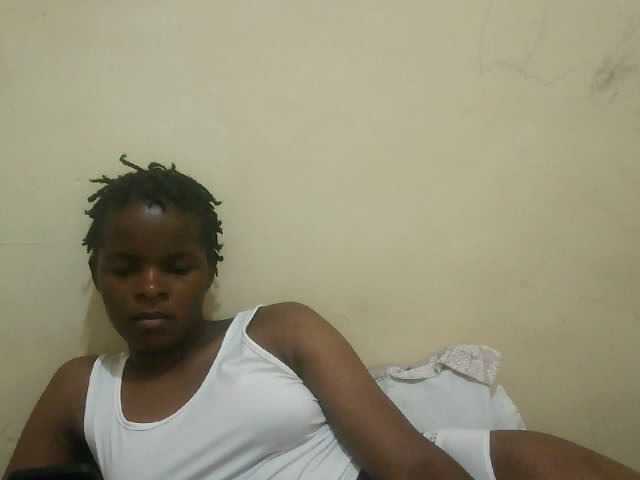 Cute-lizah live cam on BongaCams