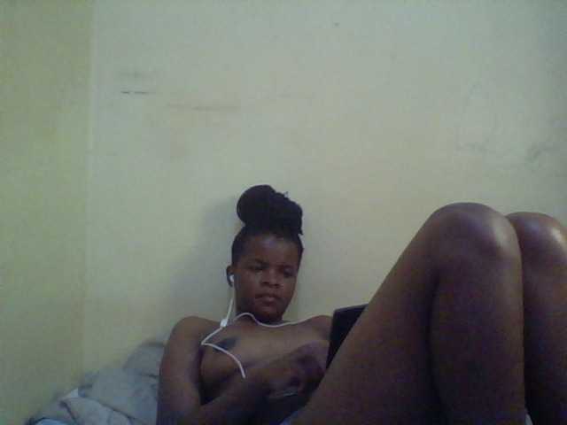 Cute-lizah live cam on BongaCams