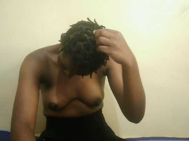 Cute-lizah live cam on BongaCams