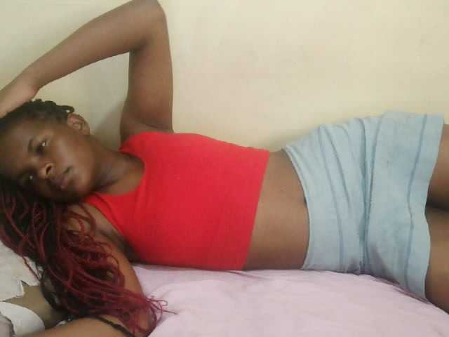 Cute-lizah live cam on BongaCams