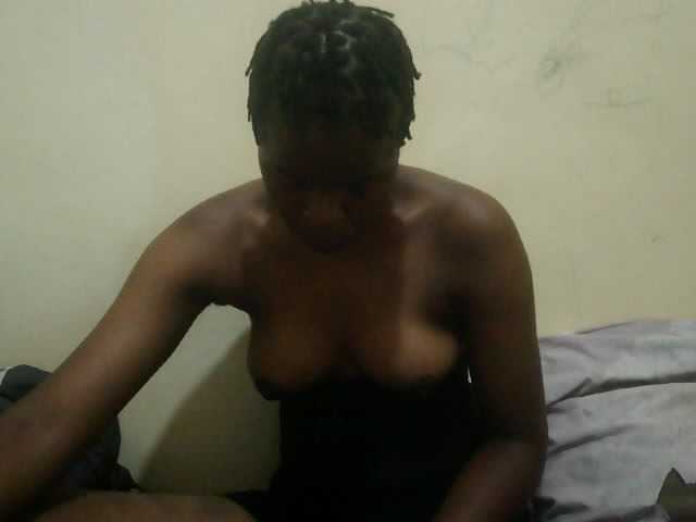 Cute-lizah live cam on BongaCams