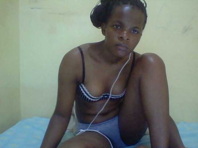 Cute-lizah live cam on BongaCams