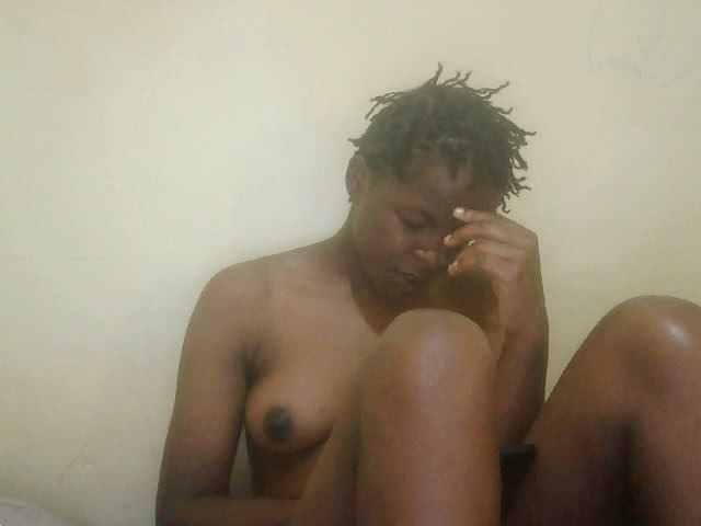 Cute-lizah live cam on BongaCams
