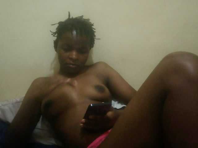 Cute-lizah live cam on BongaCams