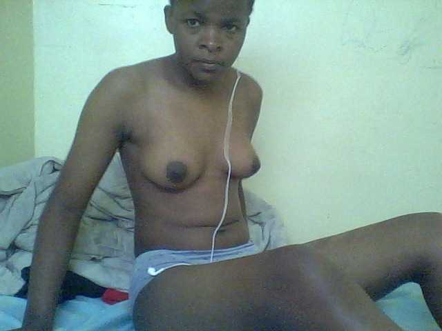 Cute-lizah live cam on BongaCams