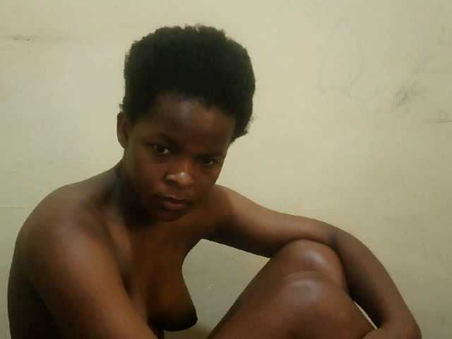 Cute-lizah live cam on BongaCams