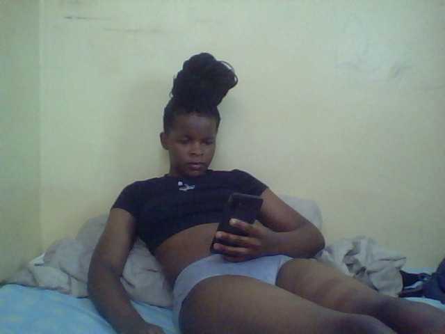 Cute-lizah live cam on BongaCams