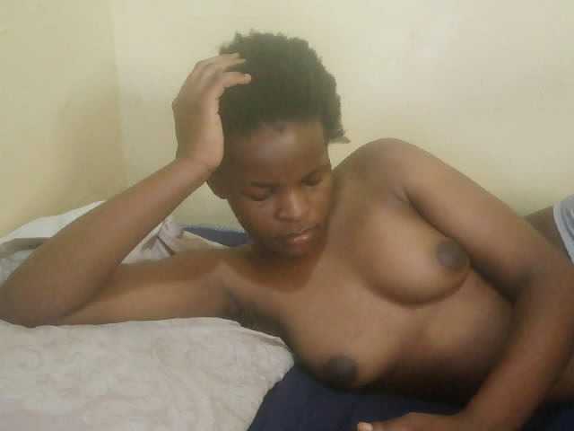 Cute-lizah live cam on BongaCams