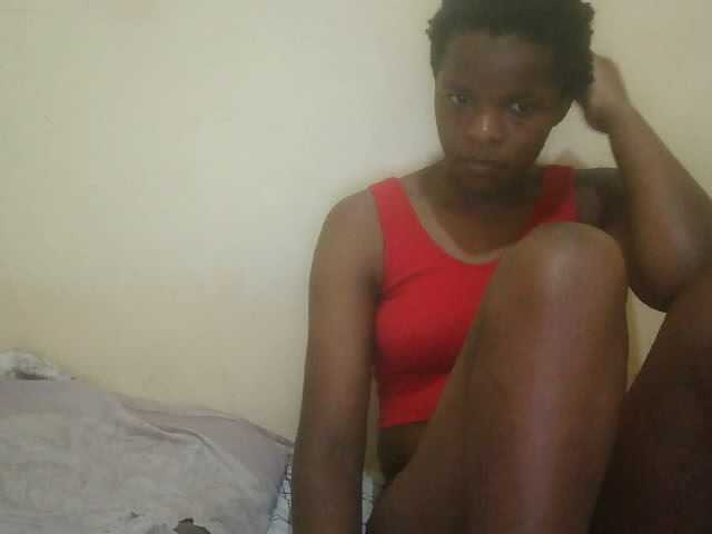 Cute-lizah live cam on BongaCams