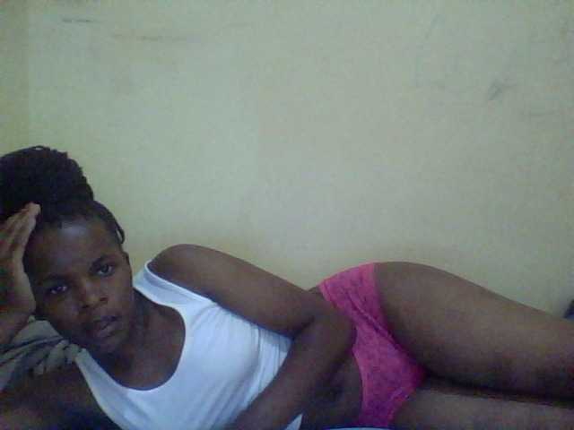 Cute-lizah live cam on BongaCams