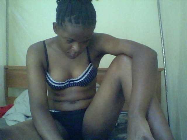 Cute-lizah live cam on BongaCams