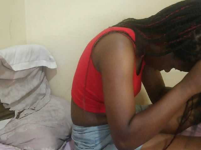 Cute-lizah live cam on BongaCams