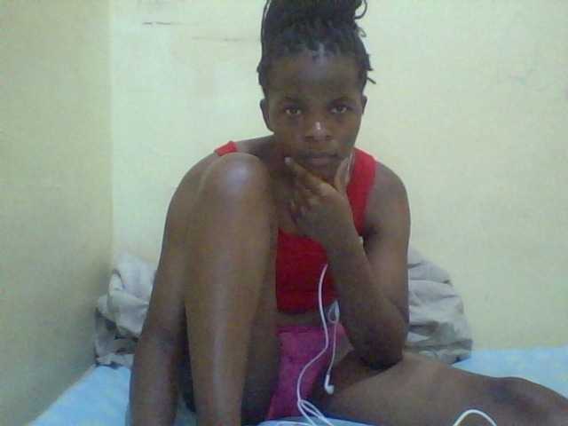 Cute-lizah live cam on BongaCams