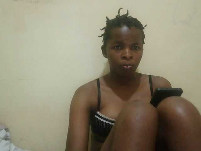 Cute-lizah live cam on BongaCams