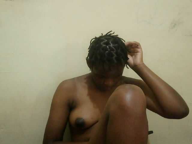 Cute-lizah live cam on BongaCams