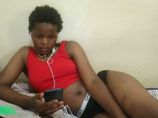 Cute-lizah live cam on BongaCams