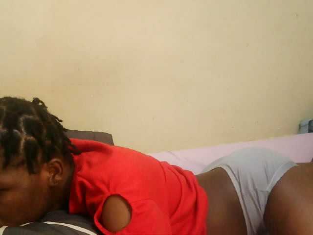 Cute-lizah live cam on BongaCams