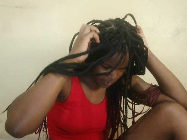 Cute-lizah live cam on BongaCams