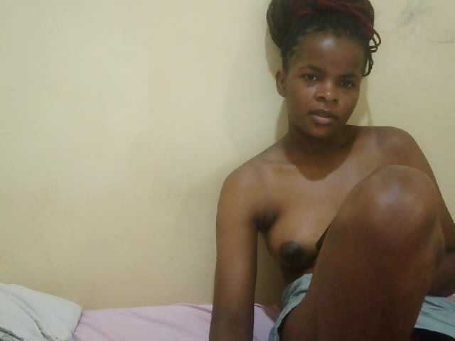 Cute-lizah live cam on BongaCams