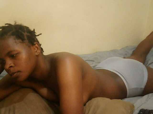 Cute-lizah live cam on BongaCams