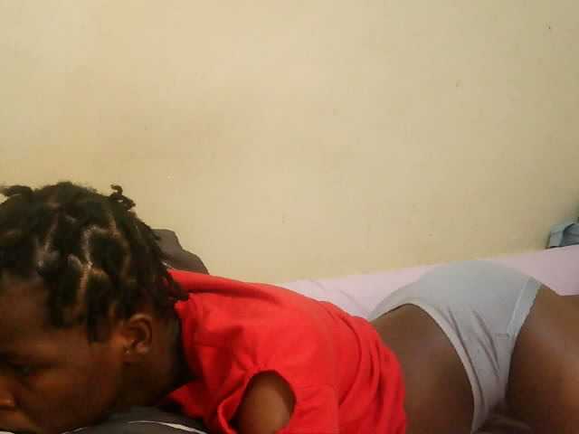 Cute-lizah live cam on BongaCams