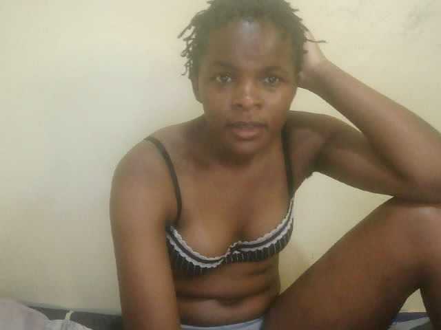 Cute-lizah live cam on BongaCams
