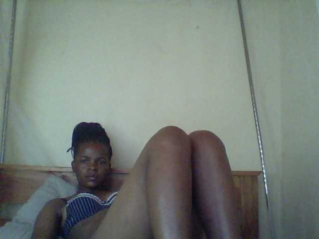 Cute-lizah live cam on BongaCams
