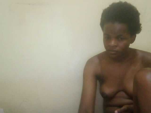 Cute-lizah live cam on BongaCams