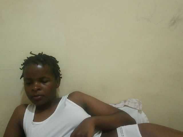 Cute-lizah live cam on BongaCams
