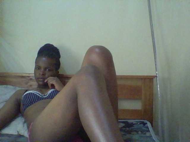 Cute-lizah live cam on BongaCams
