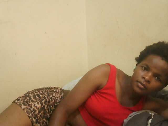 Cute-lizah live cam on BongaCams