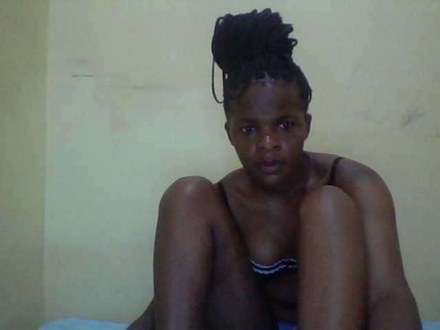 Cute-lizah live cam on BongaCams