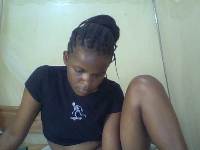 Cute-lizah live cam on BongaCams